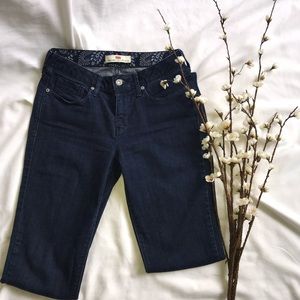Levi’s Perfect Waist / 525 Straight Leg